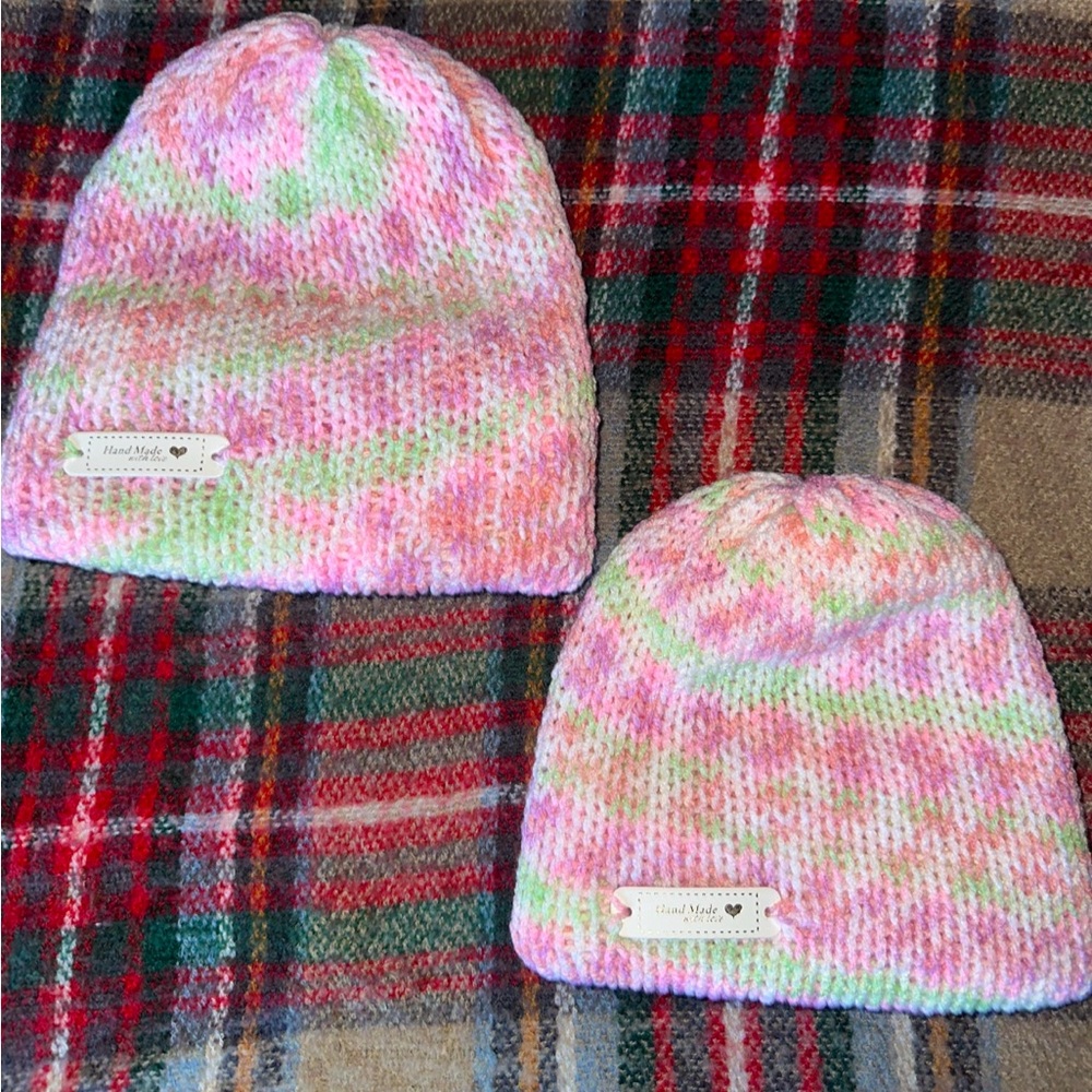 Mother daughter beanie set